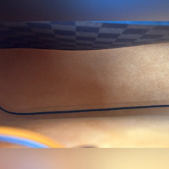 NeoNoe Damier Ebene Safran Shoulder/Crossbody Bag - Picture 11 of 16